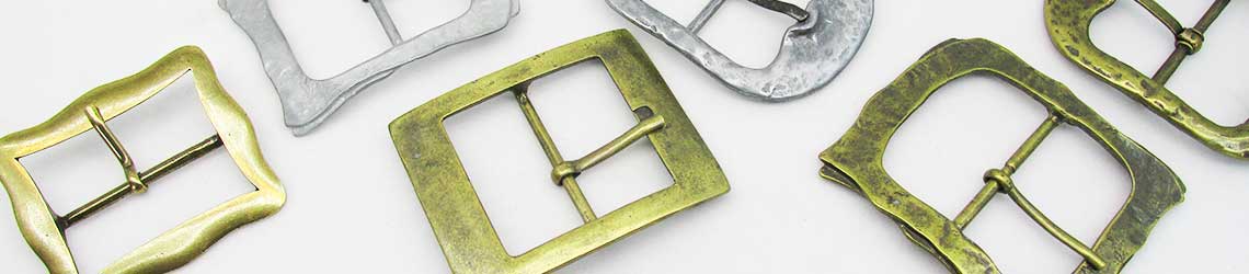 Schnallen 6 cm und mehr