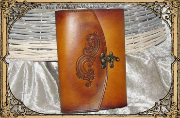 Buchhülle A5, geprägt 