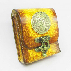 Gürteltasche "Zygar-Triskele" Gelbbraun 